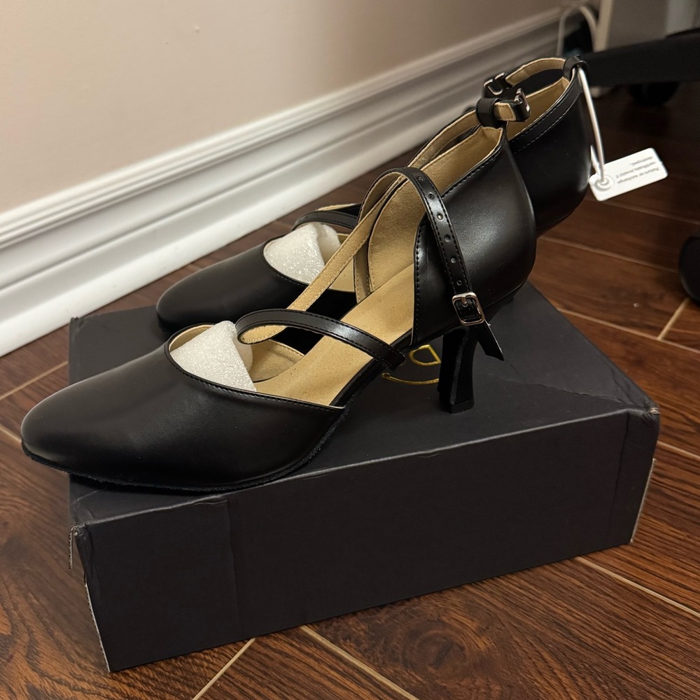 Closed-toe ballroom and Latin dancing heels